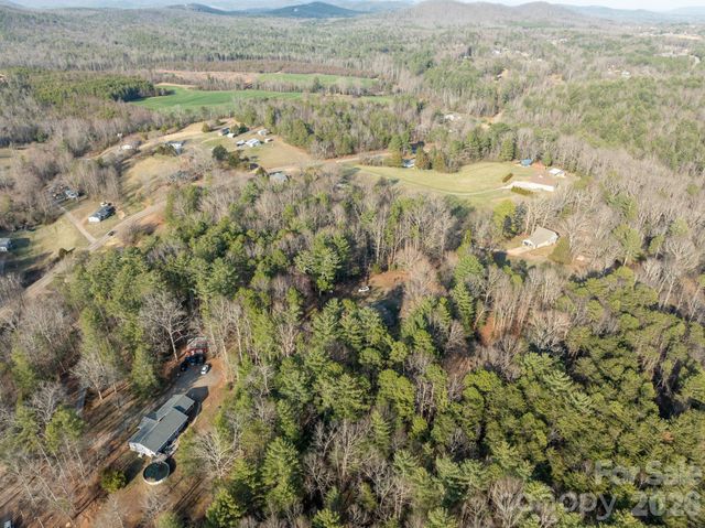 3306 Christie Road, Hudson, NC 28638