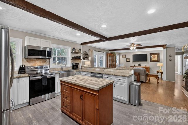 3306 Christie Road, Hudson, NC 28638