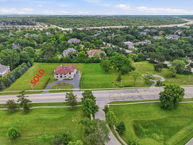 6423 S County Line Road, Burr Ridge, IL 60527