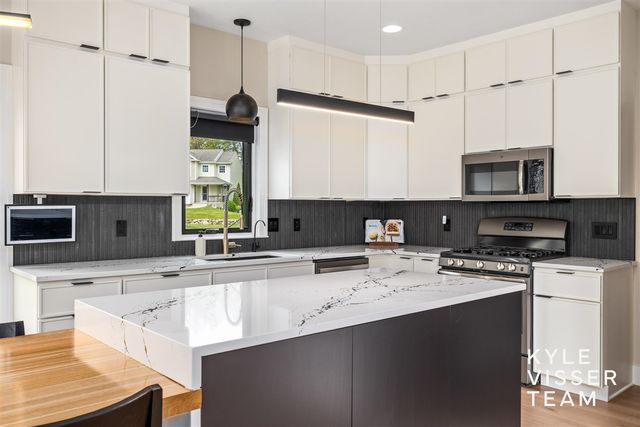 4069 Amazon Drive, Lowell, MI 49331