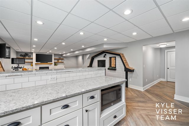 4069 Amazon Drive, Lowell, MI 49331