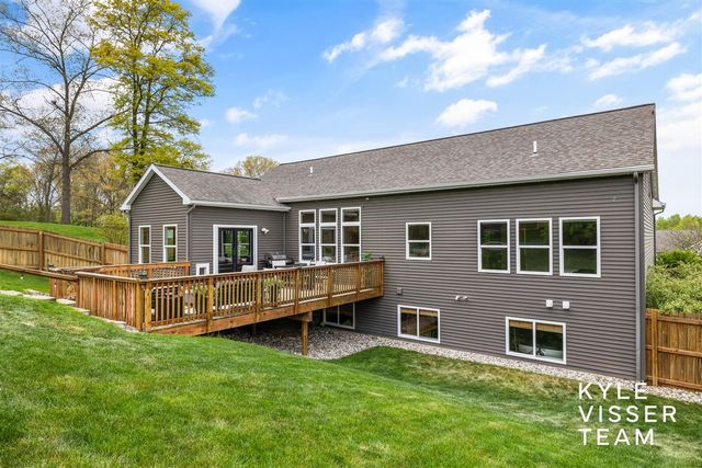 4069 Amazon Drive, Lowell, MI 49331
