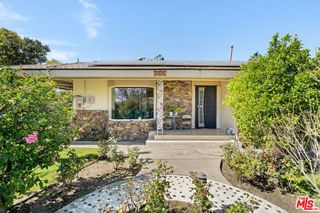 7705 Ben Avenue, North Hollywood, CA 91605