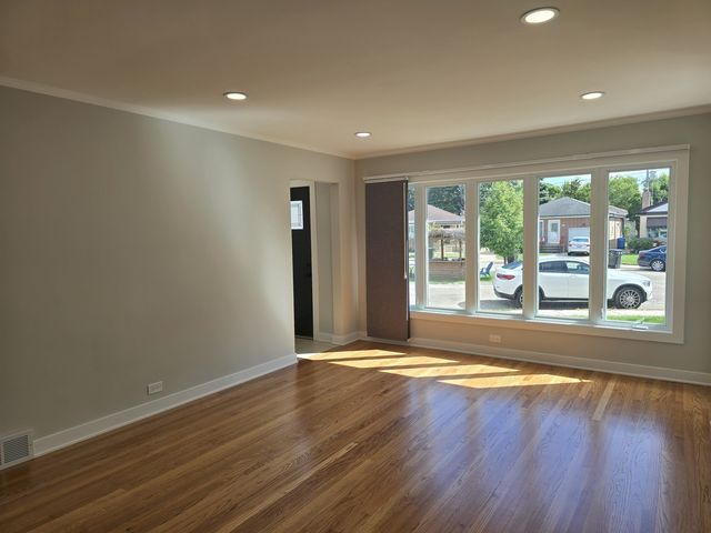 7740 W Norwood Street, Chicago, IL 60631