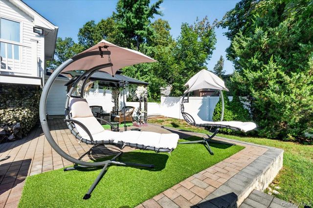 45 Dietz Avenue, Lake Grove, NY 11755