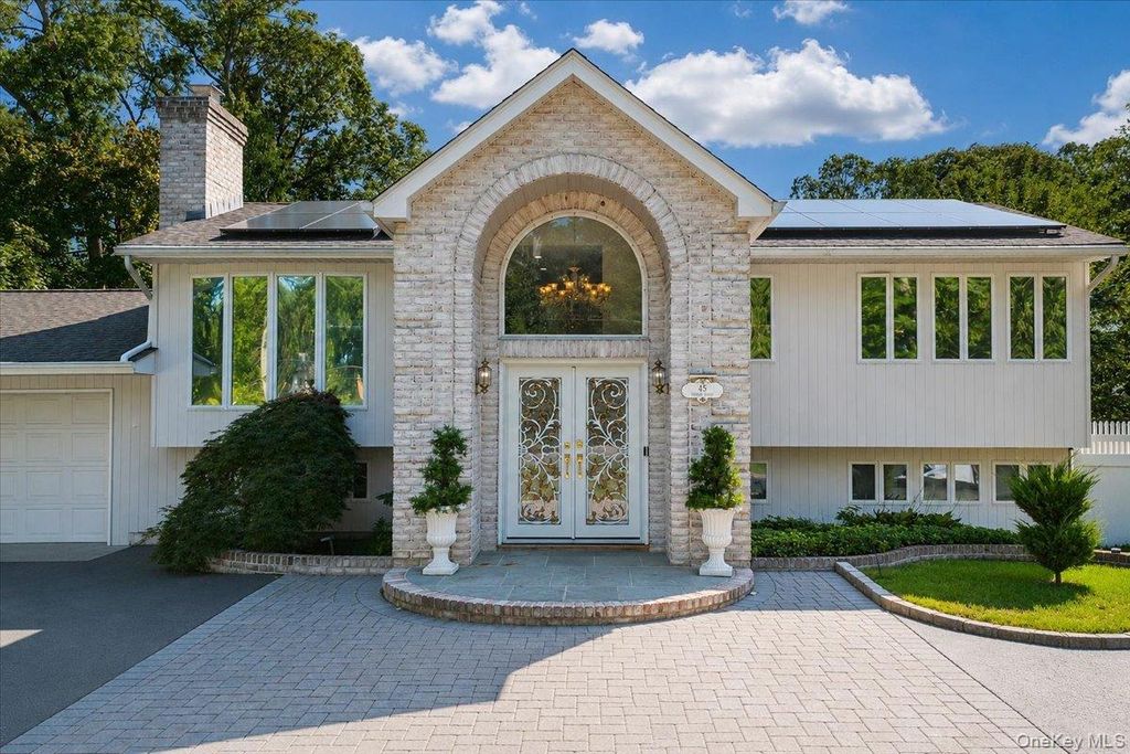 45 Dietz Avenue, Lake Grove, NY 11755 — photo 5