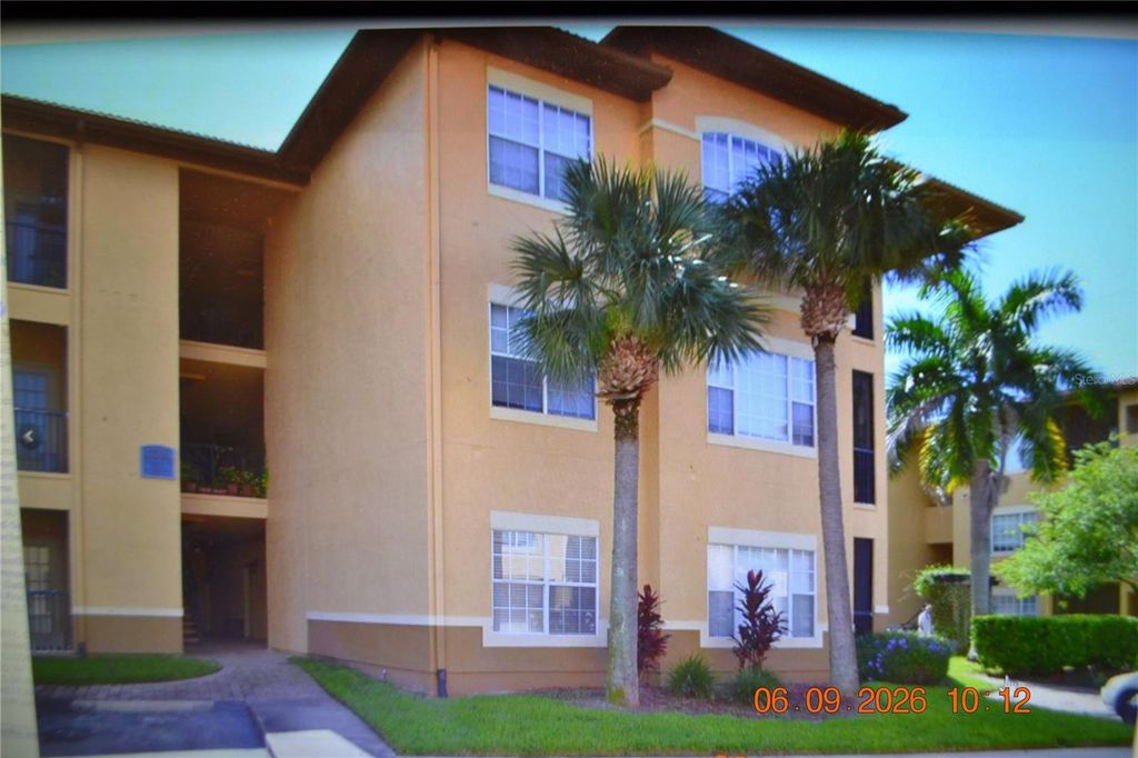 4323 BAYSIDE VILLAGE DRIVE 206, Tampa, FL 33615