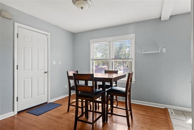 5521 Barton Lane, Shawnee, KS 66203