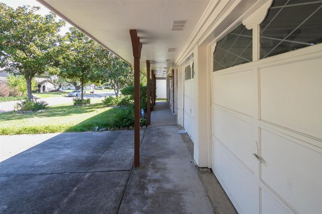 11311 Concho Street, Houston, TX 77072