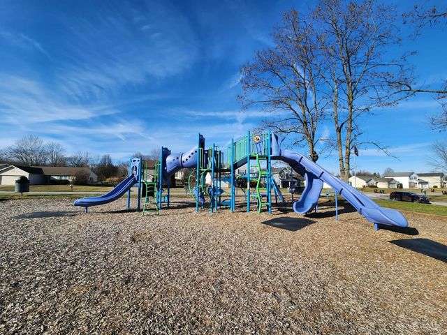 50 Robin Way, Pierce Twp, OH 45102