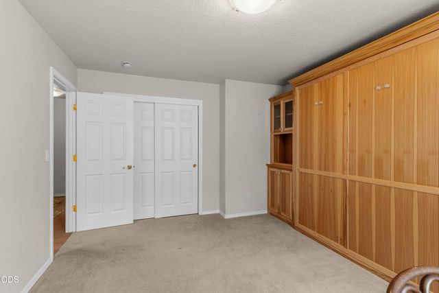1810 SW J Street, Grants Pass, OR 97526