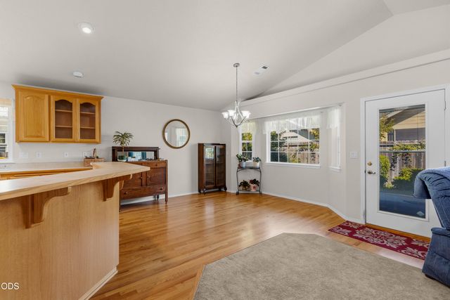 1810 SW J Street, Grants Pass, OR 97526