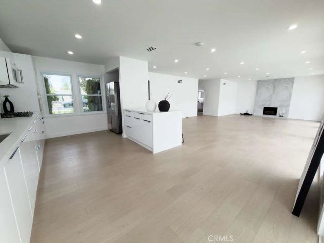 7435 Lena, West Hills, CA 91307