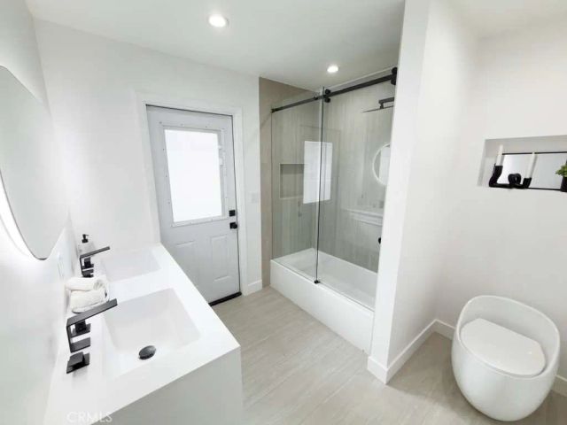 7435 Lena, West Hills, CA 91307