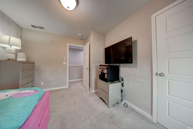 4754 Brentford Drive, Newburgh, IN 47630