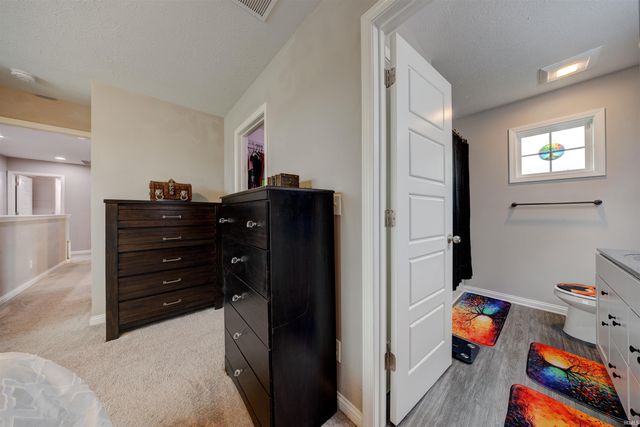 4754 Brentford Drive, Newburgh, IN 47630