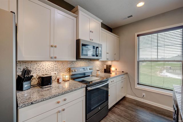 4754 Brentford Drive, Newburgh, IN 47630