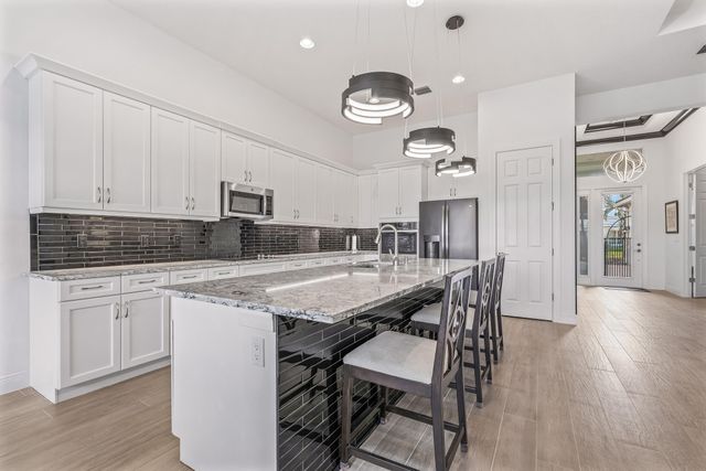 9122 SW Pepoli Way, Port St. Lucie, Port St Lucie, FL 34987