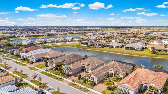 9122 SW Pepoli Way, Port St. Lucie, Port St Lucie, FL 34987