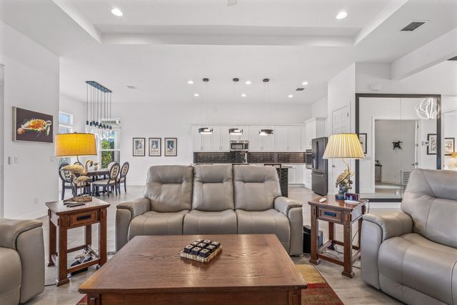 9122 SW Pepoli Way, Port St. Lucie, Port St Lucie, FL 34987