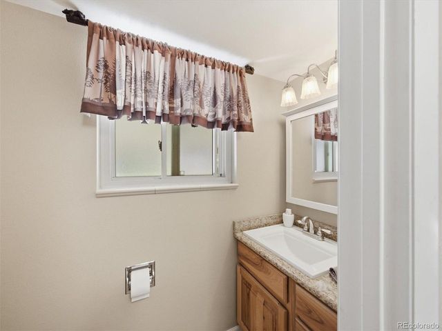 4827 S Lewis Ct, Littleton, CO 80127