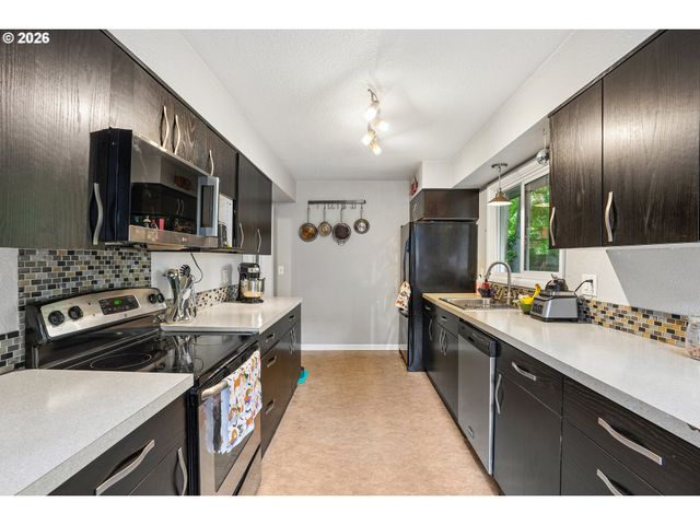 730 20TH St Ne, Salem, OR 97301