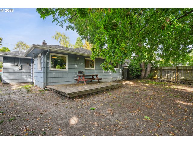 730 20TH St Ne, Salem, OR 97301