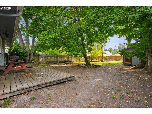 730 20TH St Ne, Salem, OR 97301