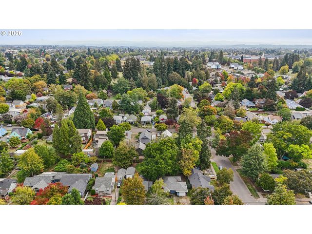730 20TH St Ne, Salem, OR 97301