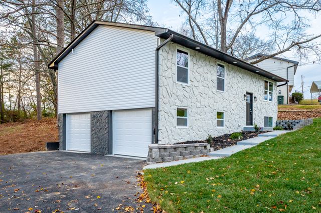 2414 Leann Cir, Chattanooga, TN 37406