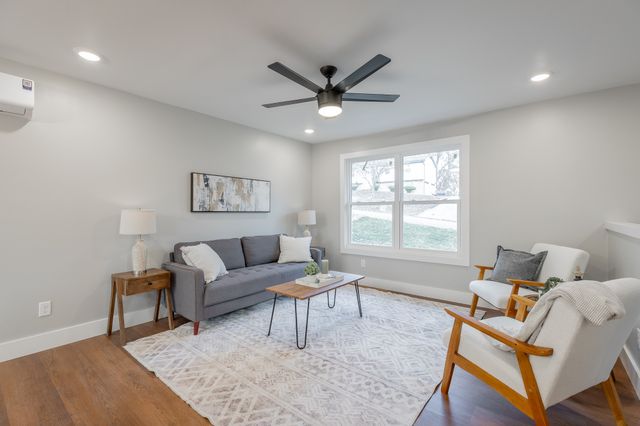 2414 Leann Cir, Chattanooga, TN 37406