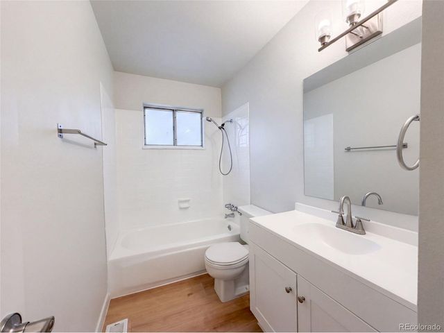 7715 4th St, Wellington, CO 80549