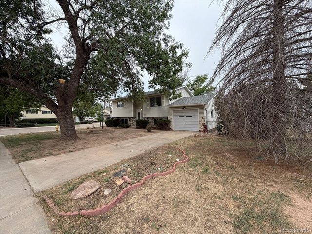 7715 4th St, Wellington, CO 80549