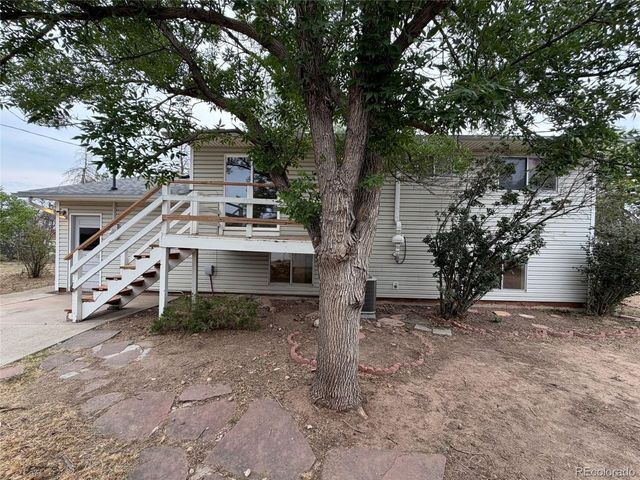 7715 4th St, Wellington, CO 80549