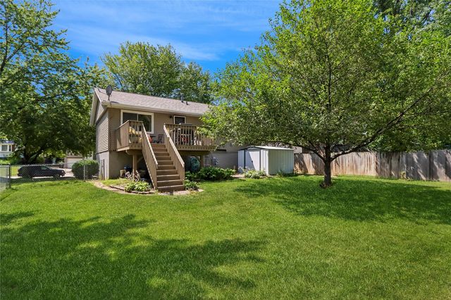 46 Regal Lane, Iowa City, IA 52240