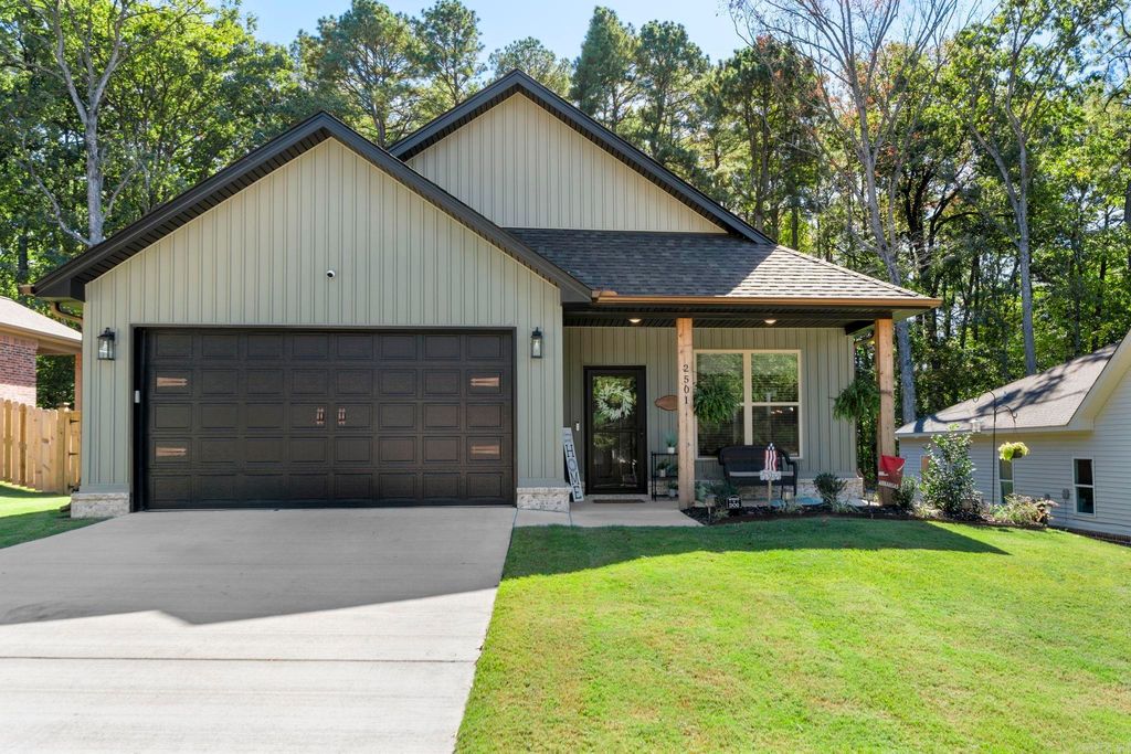 2501 Janet Drive, Benton, AR 72015