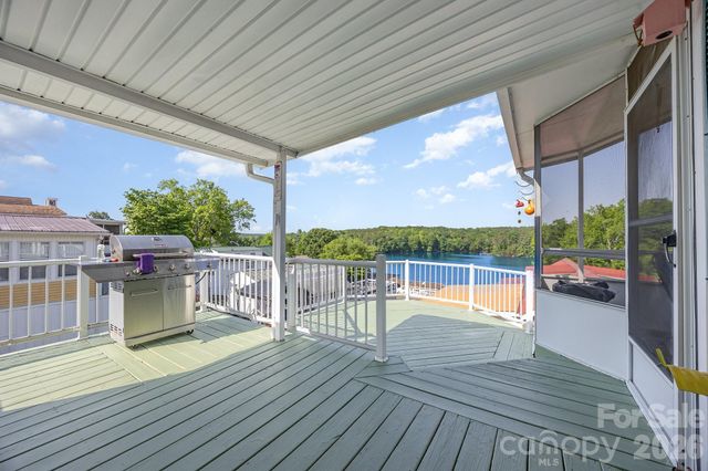 125 Maple Street, New London, NC 28127