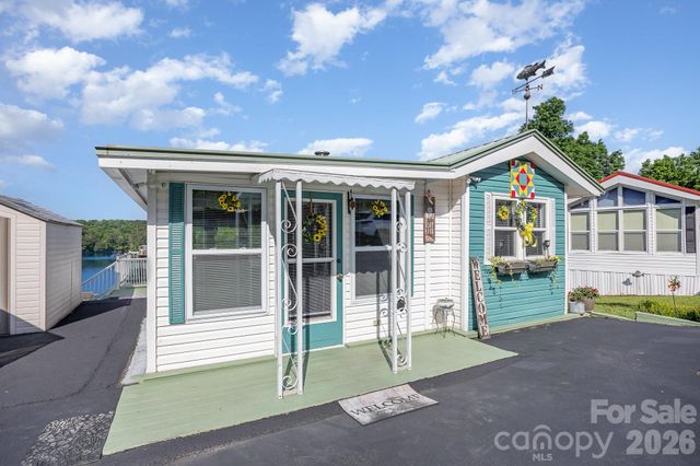 125 Maple Street, New London, NC 28127