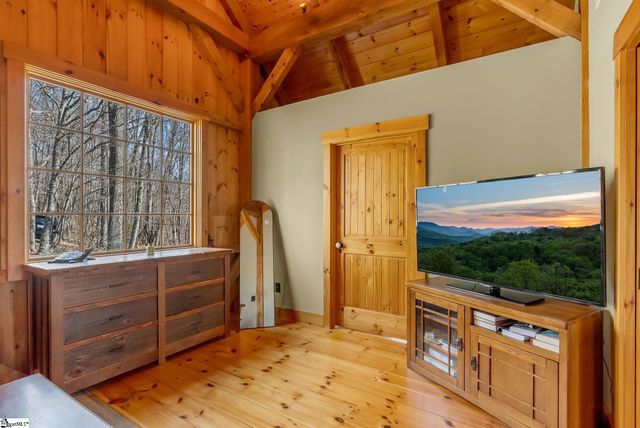 201 Plumley Summit Road, Landrum, SC 29356