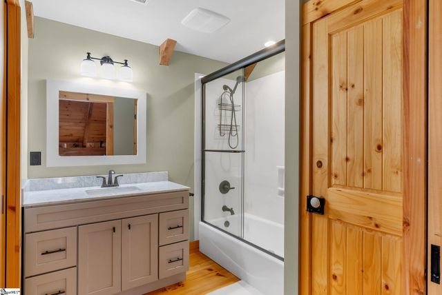 201 Plumley Summit Road, Landrum, SC 29356