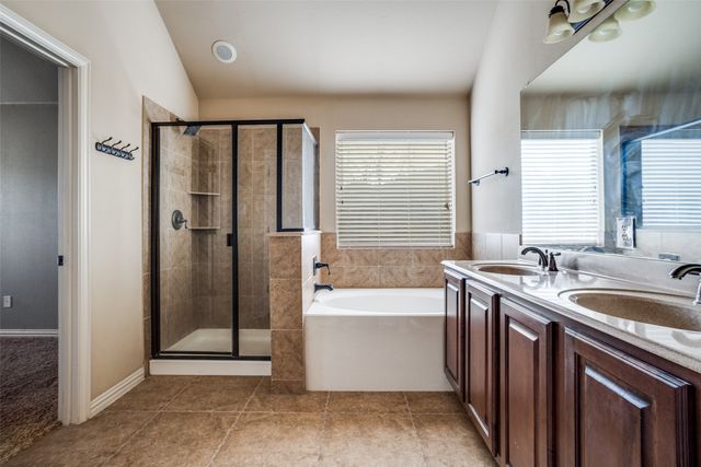 2400 Gold Rush Drive, Mckinney, TX 75071