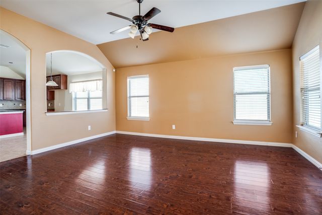 2400 Gold Rush Drive, Mckinney, TX 75071