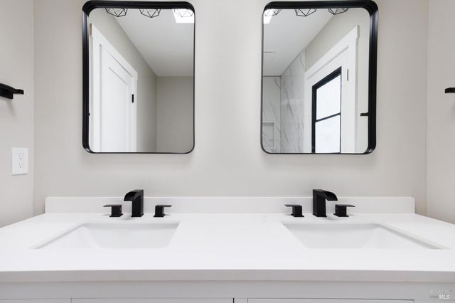 719 Madison Dr, Sonoma, CA 95476