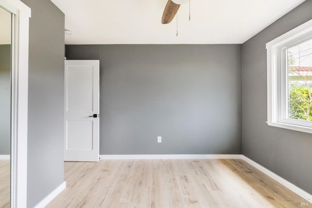 719 Madison Dr, Sonoma, CA 95476