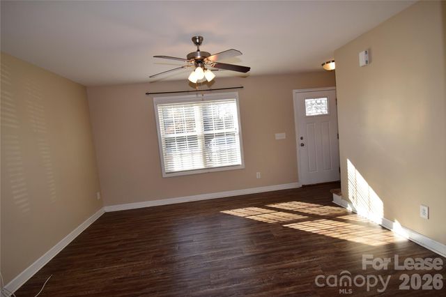 1527 Black Kettle Drive, Charlotte, NC 28213