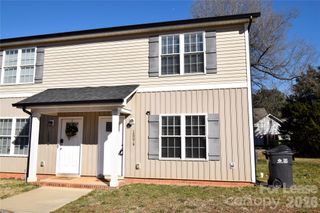 1527 Black Kettle Drive, Charlotte, NC 28213
