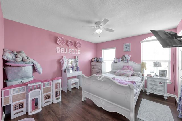 1000 N Arbor Way, Conroe, TX 77303