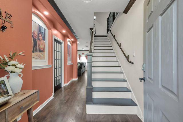 1000 N Arbor Way, Conroe, TX 77303