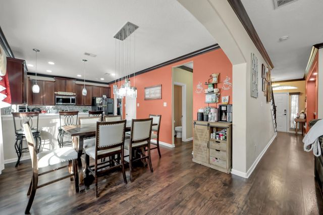 1000 N Arbor Way, Conroe, TX 77303