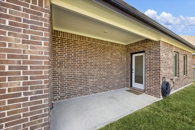 727 Kingwood Drive, League City, TX 77573